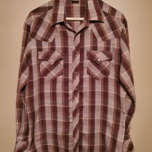 Vintage western shirt.. snap buttons